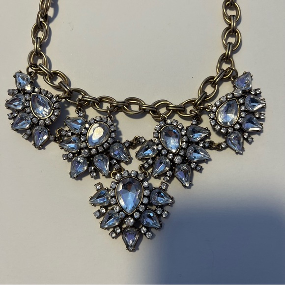 Windsor Chunky Statement Necklace - Picture 6 of 6